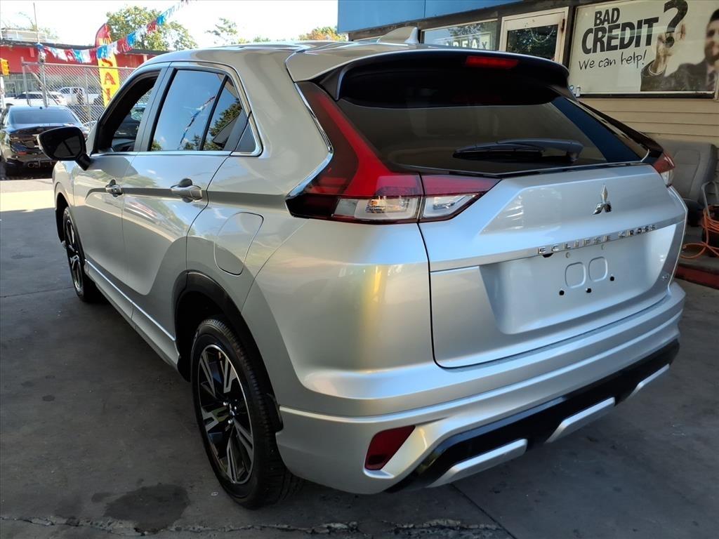 Mitsubishi Eclipse Cross  2024