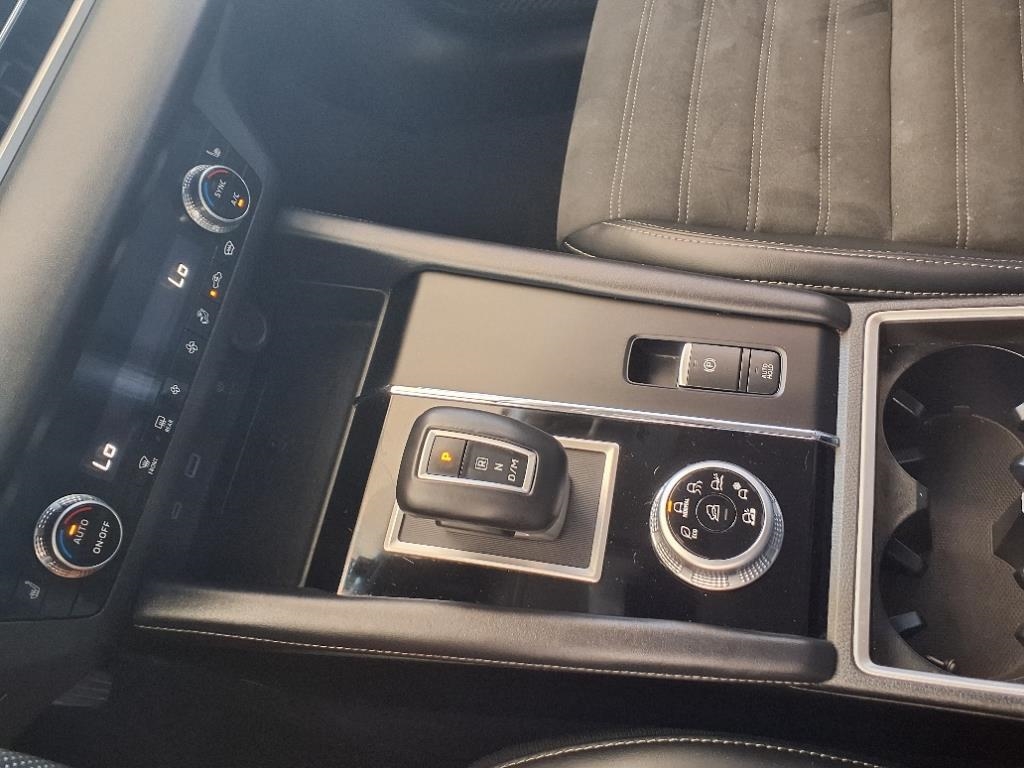 Mitsubishi Outlander  2024