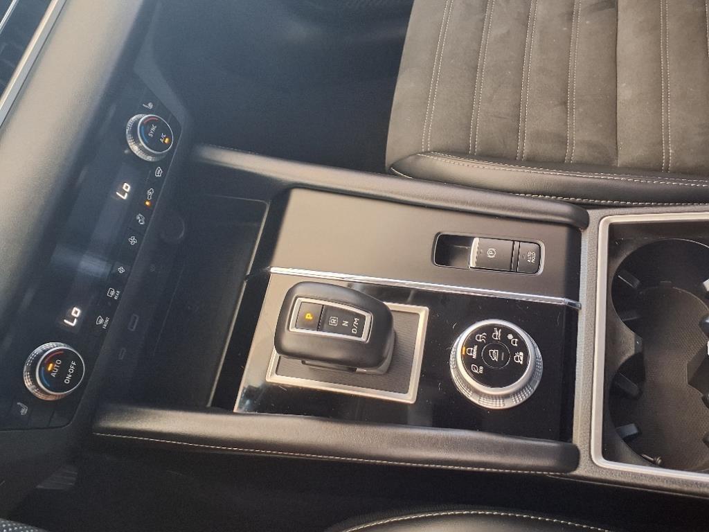 Mitsubishi Outlander  2024