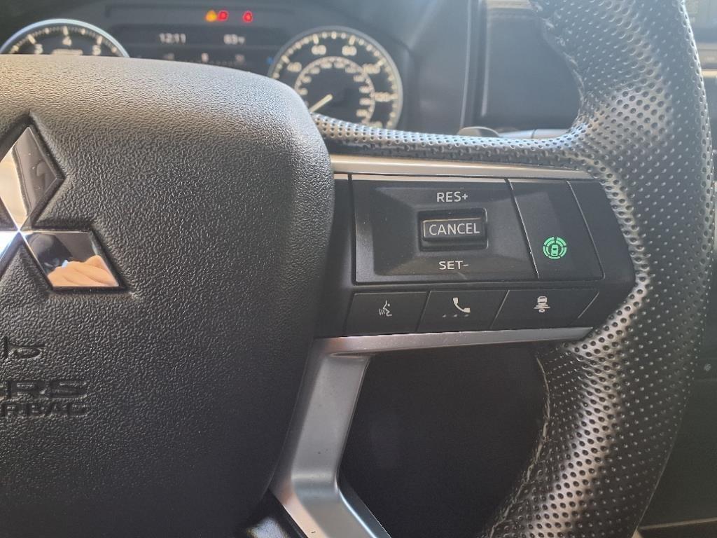 Mitsubishi Outlander  2024