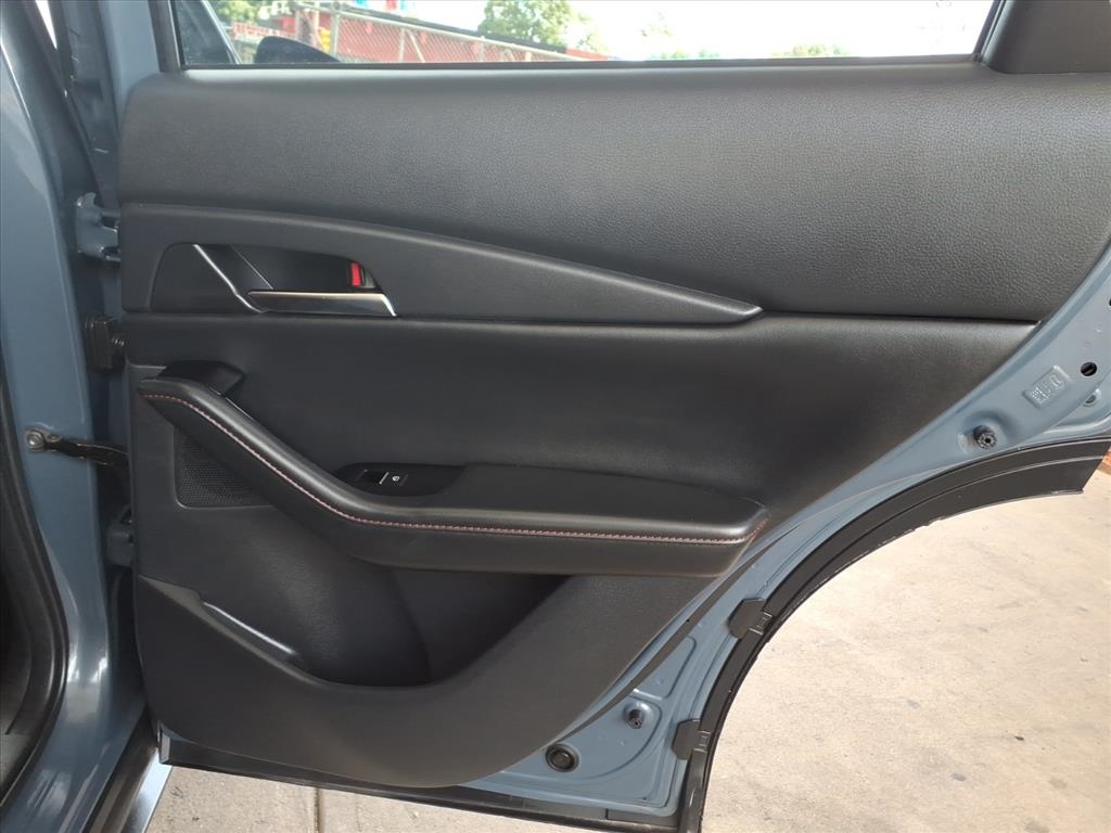 Mazda CX-30  2025 Mazda CX-30  2025