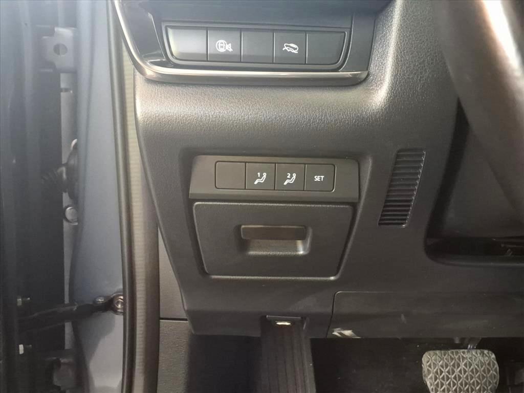 Mazda CX-30  2025
