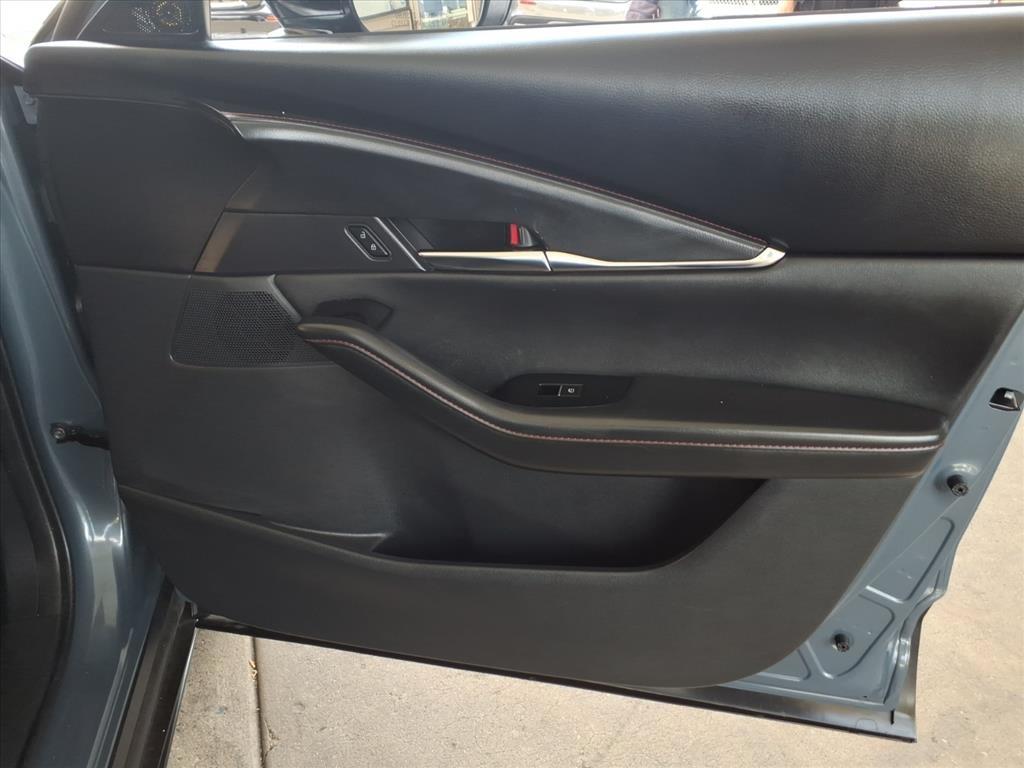Mazda CX-30  2025