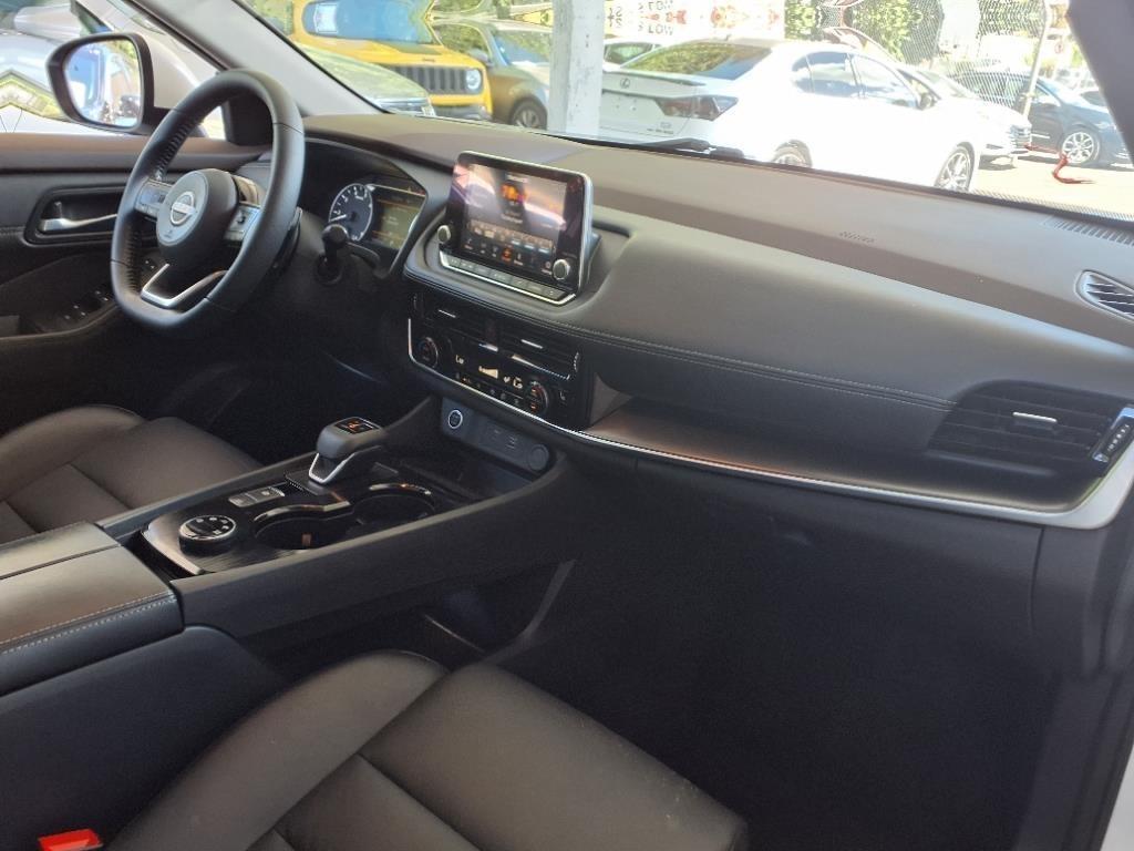 Nissan Rogue  2022