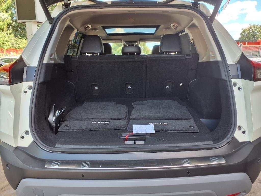 Nissan Rogue  2022