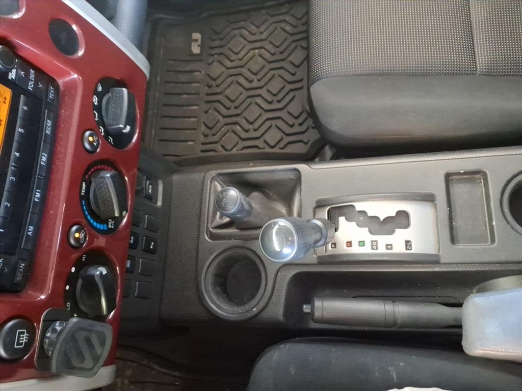 Toyota FJ Cruiser  2008 Toyota FJ Cruiser  2008