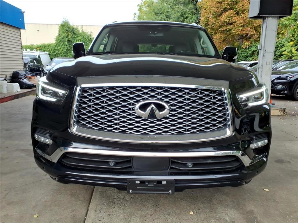 Infiniti QX80  2021