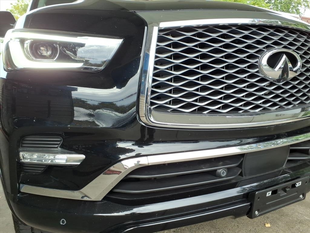 Infiniti QX80  2021