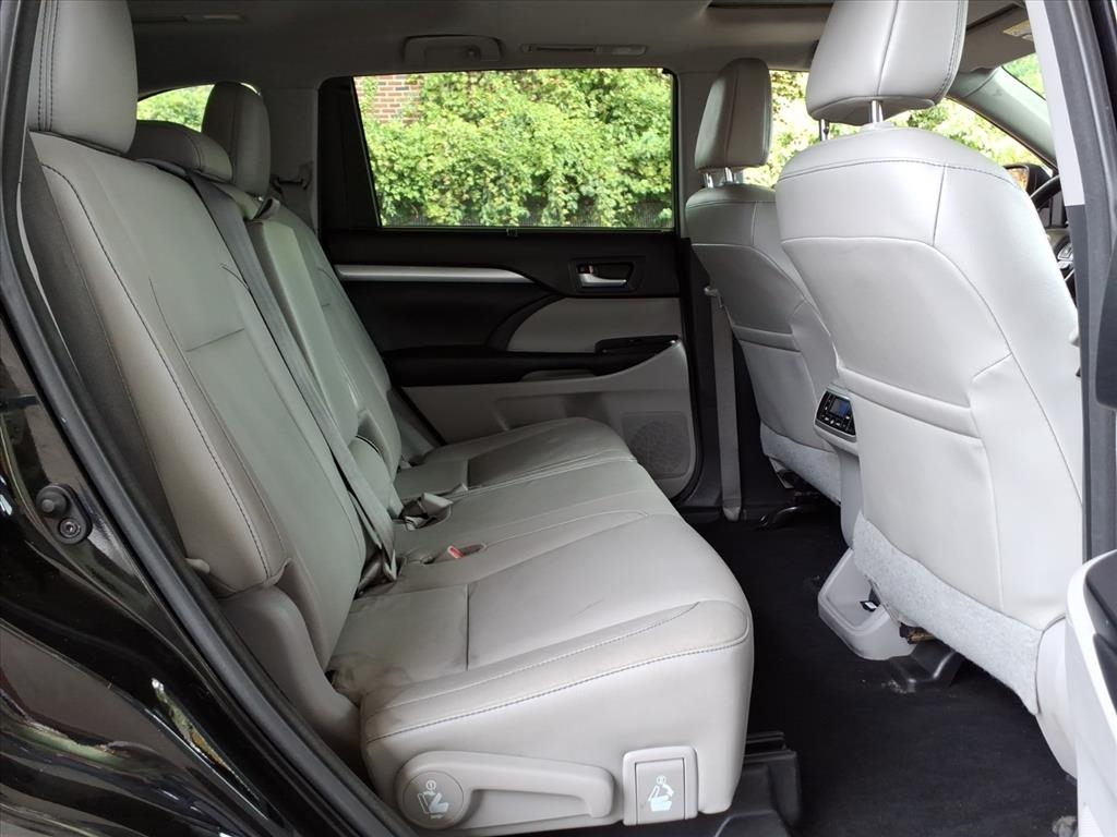 Toyota Highlander  2017 Toyota Highlander  2017