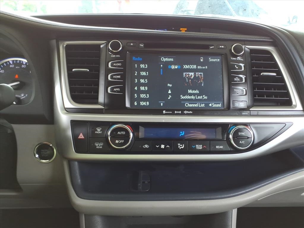 Toyota Highlander  2017 Toyota Highlander  2017