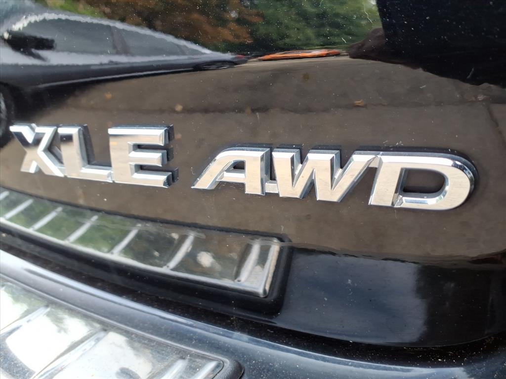 Toyota Highlander  2017 Toyota Highlander  2017