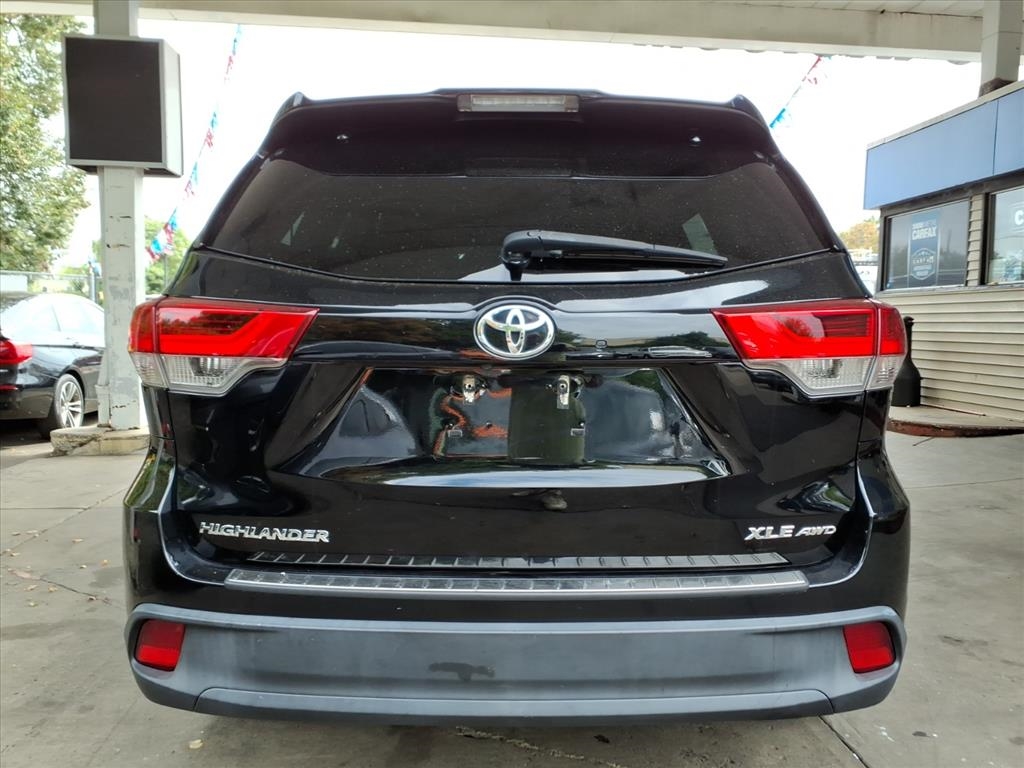 Toyota Highlander  2017 Toyota Highlander  2017