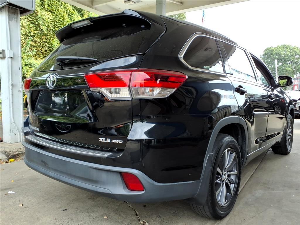 Toyota Highlander  2017