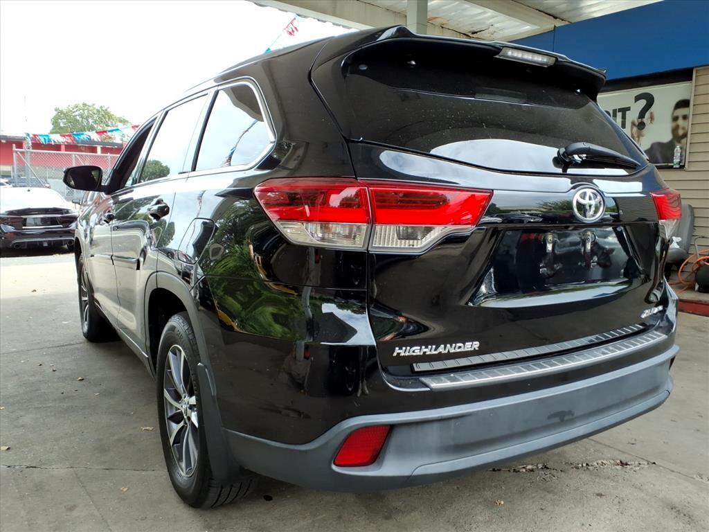 Toyota Highlander  2017