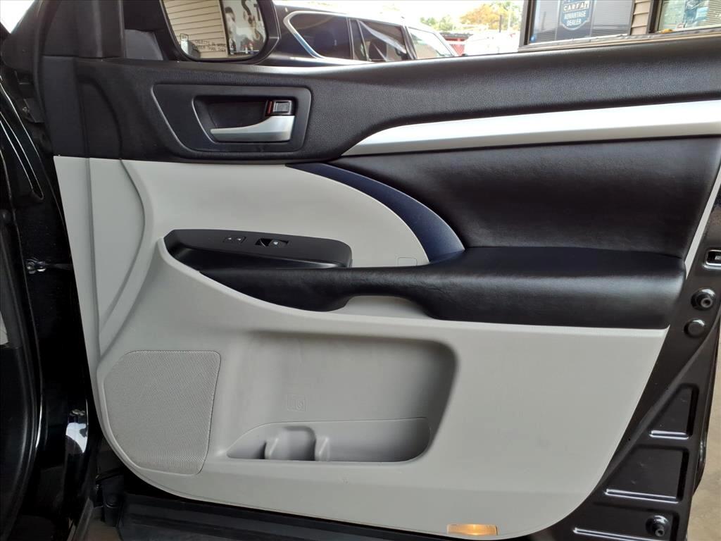 Toyota Highlander  2017