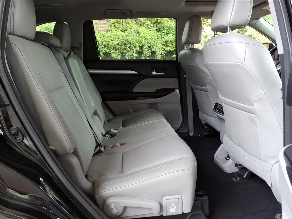 Toyota Highlander  2017