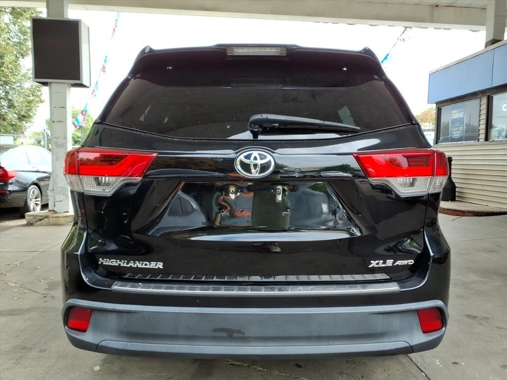 Toyota Highlander  2017