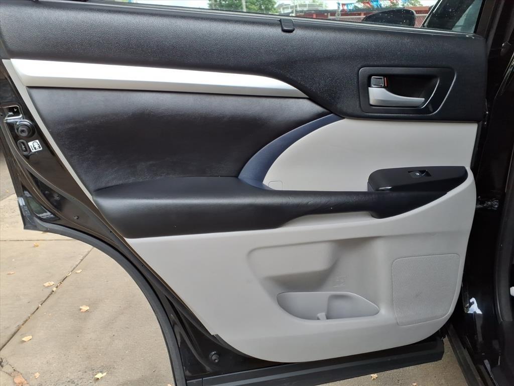 Toyota Highlander  2017