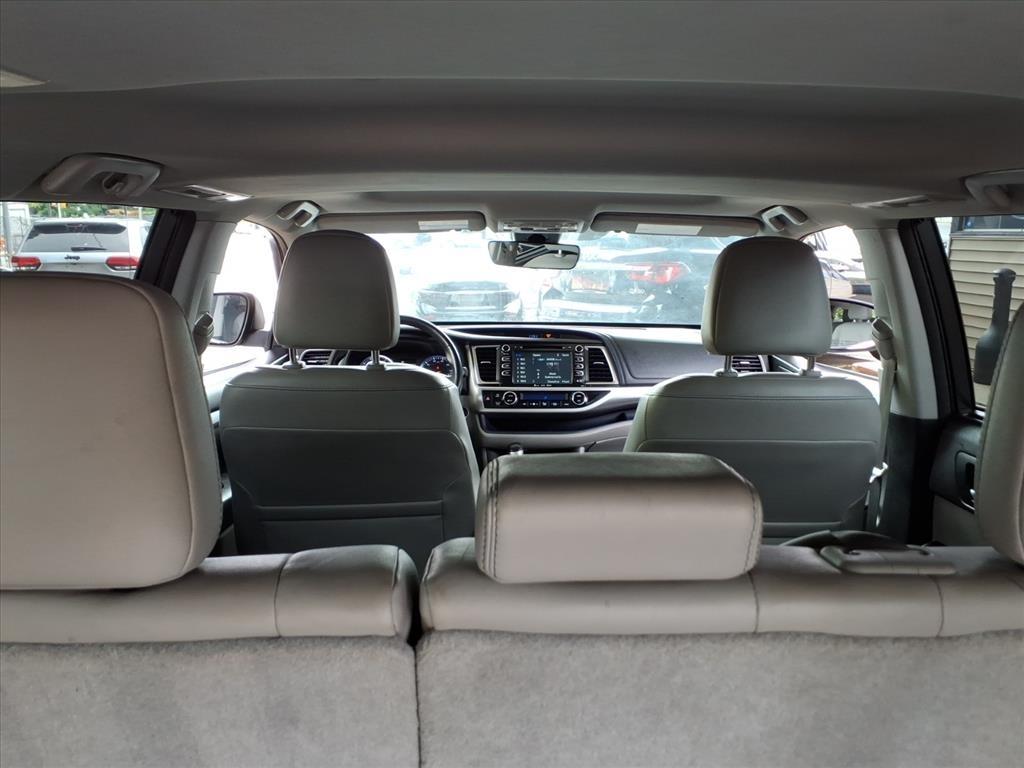 Toyota Highlander  2017