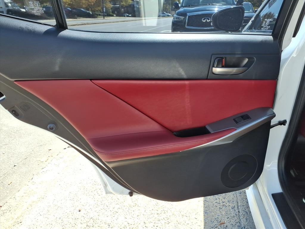 Lexus IS  2018 Lexus IS  2018