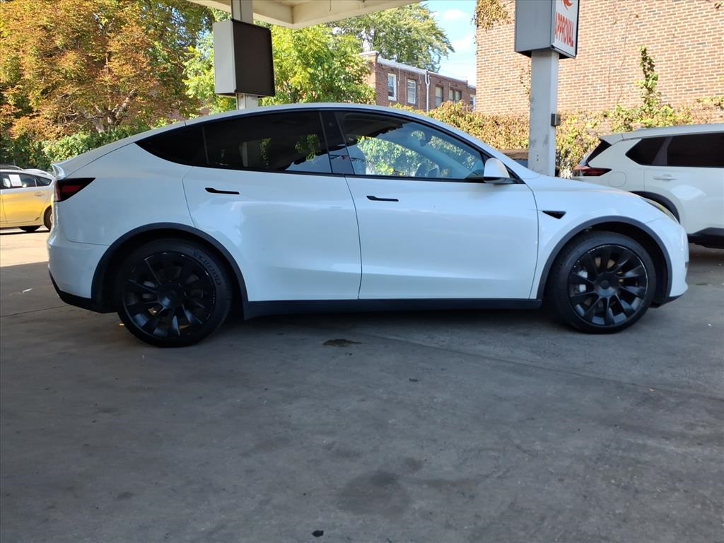 Tesla Model Y  2020