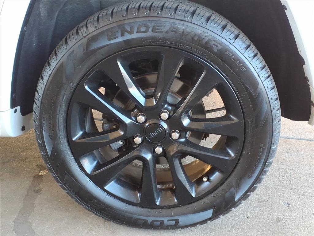 Jeep Grand Cherokee  2017