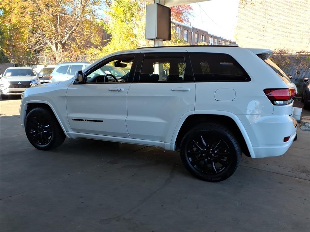 Jeep Grand Cherokee  2017