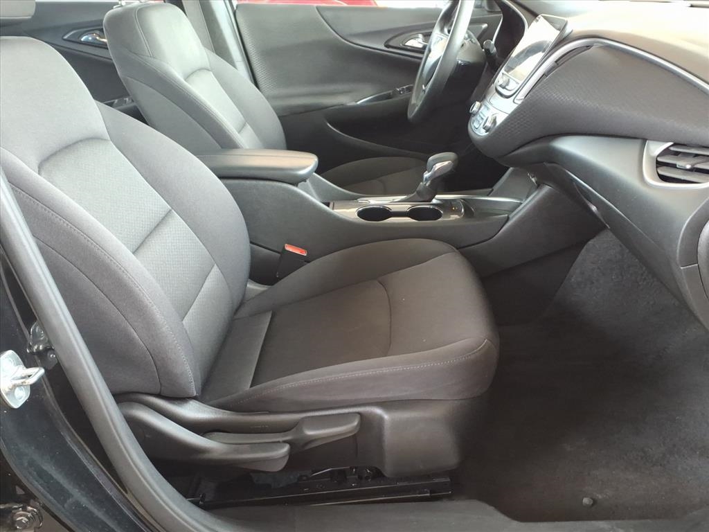 Chevrolet Malibu  2025