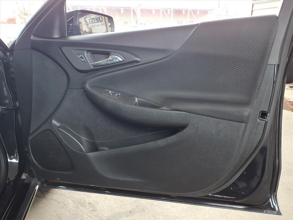 Chevrolet Malibu  2025