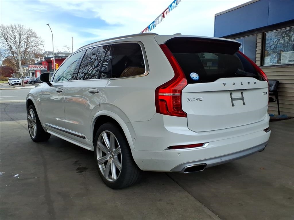 Volvo XC90  2018