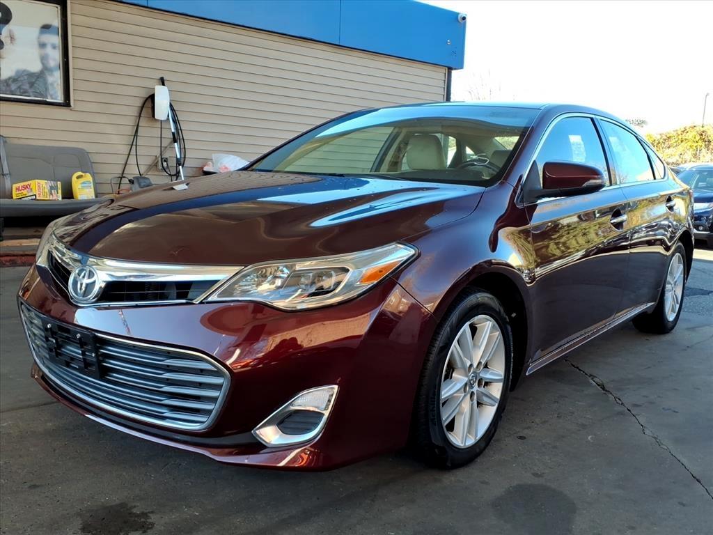 Toyota Avalon  2015