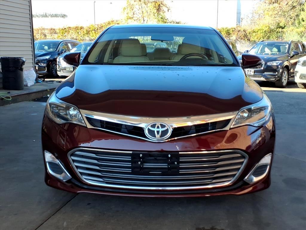 Toyota Avalon  2015