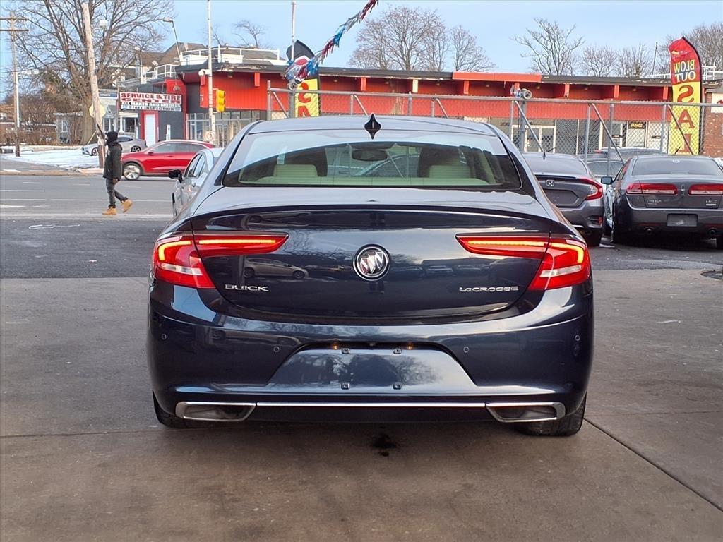 Buick LaCrosse  2017