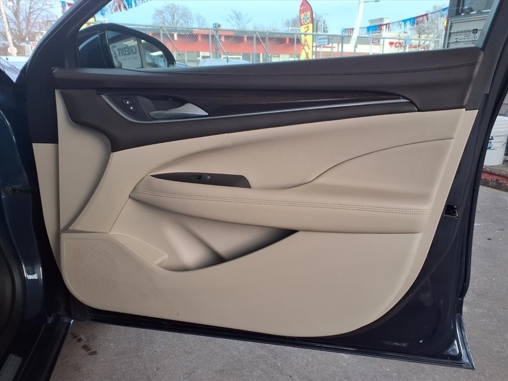 Buick LaCrosse  2017