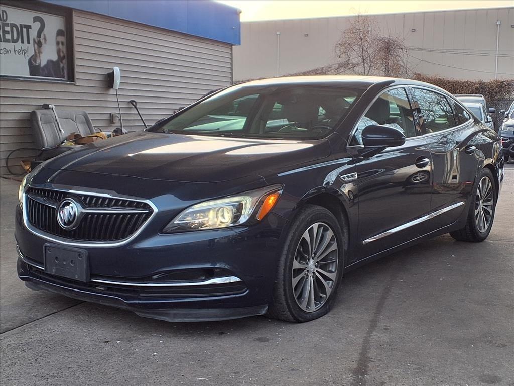 Buick LaCrosse  2017