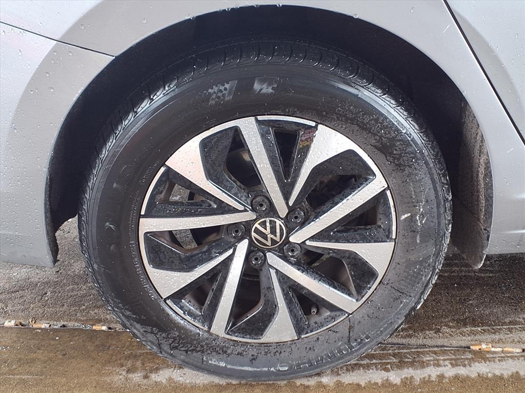 Volkswagen Jetta  2024