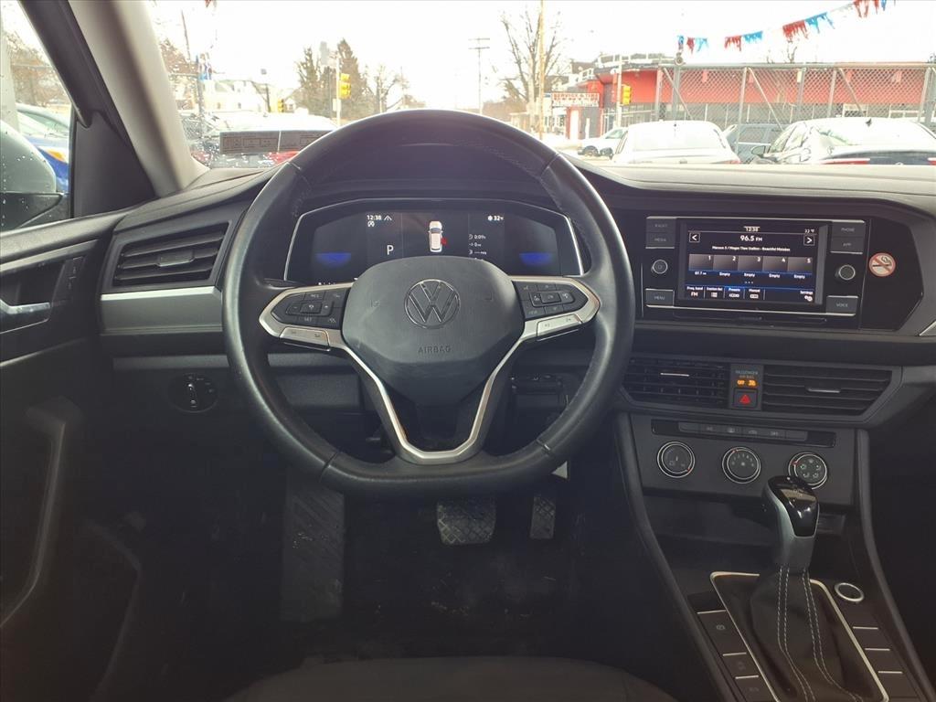 Volkswagen Jetta  2024