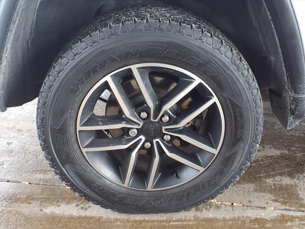 Jeep Grand Cherokee  2020