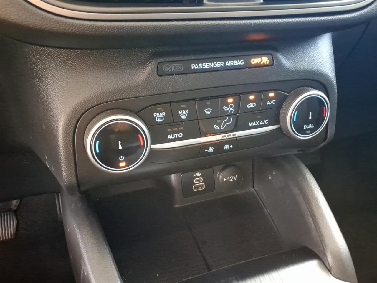 Ford Escape  2024