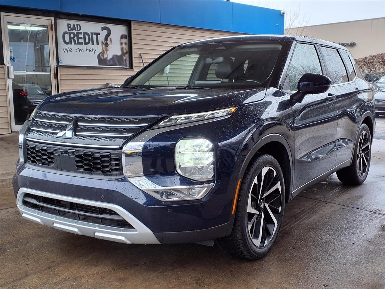 Mitsubishi Outlander  2024