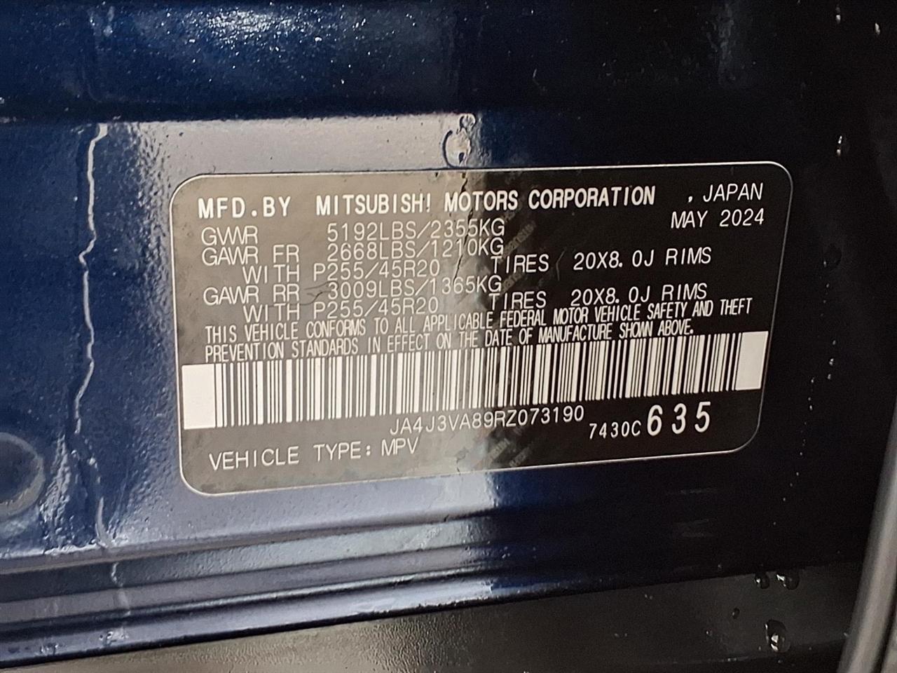 Mitsubishi Outlander  2024