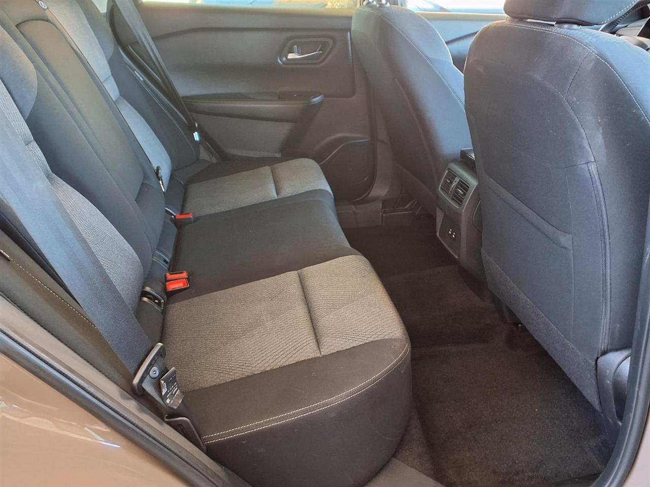 Nissan Rogue  2025