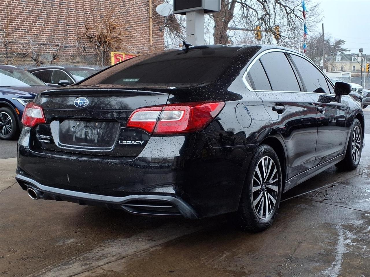 Subaru Legacy  2018