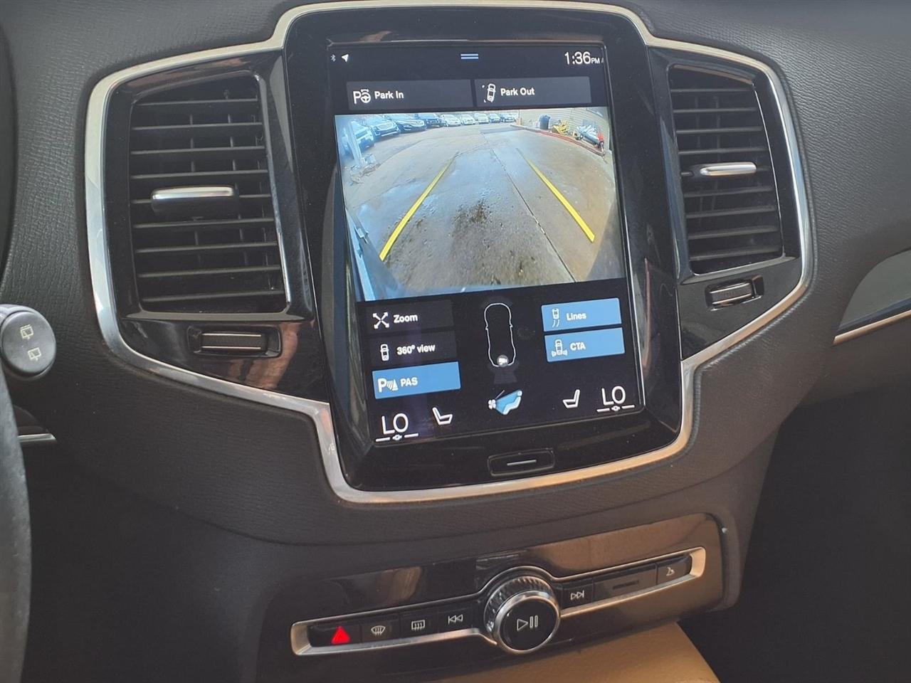 Volvo XC90  2017