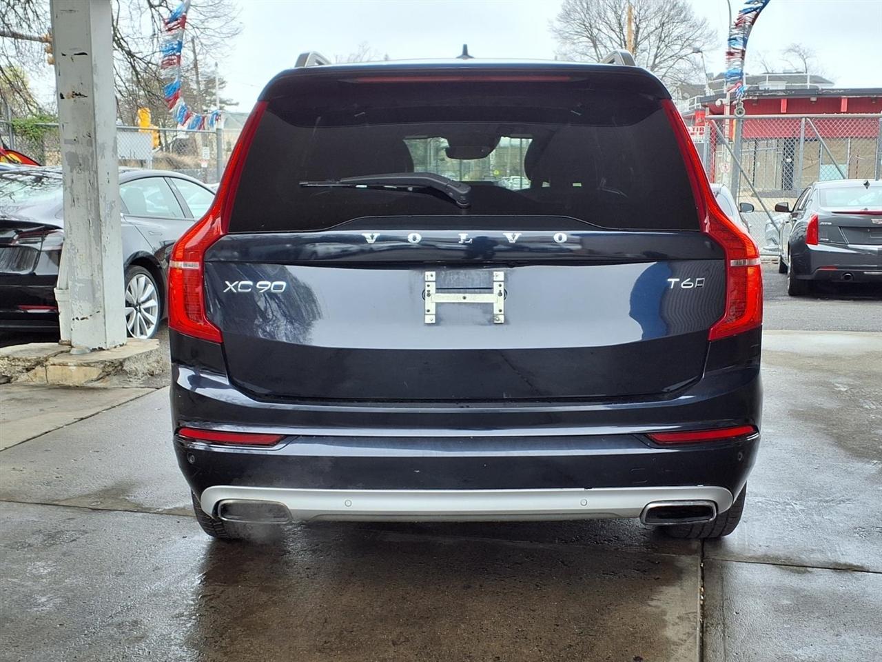Volvo XC90  2017
