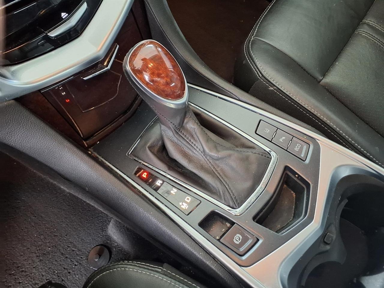 Cadillac SRX  2015