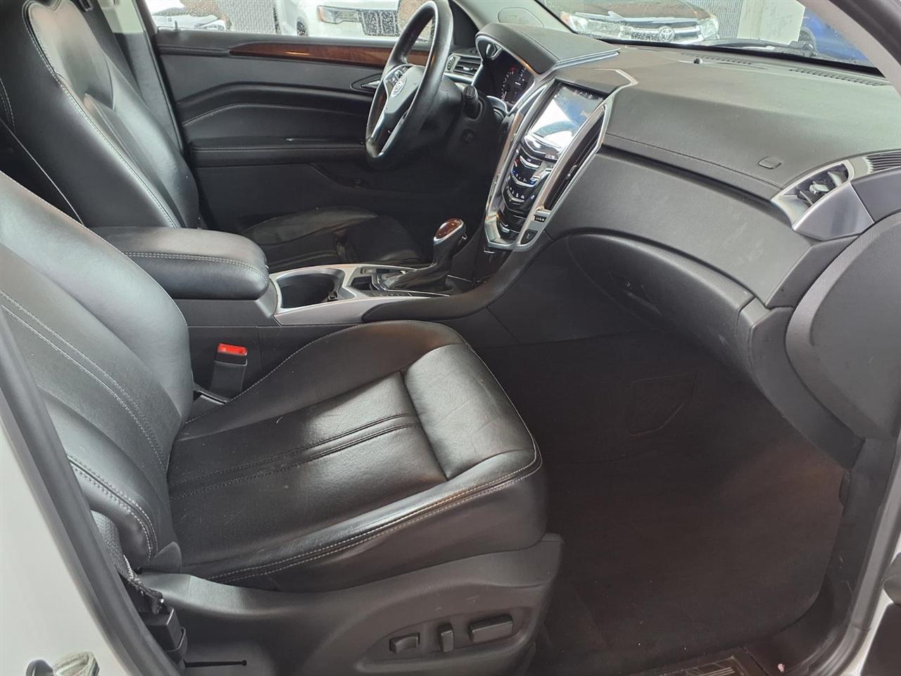 Cadillac SRX  2015