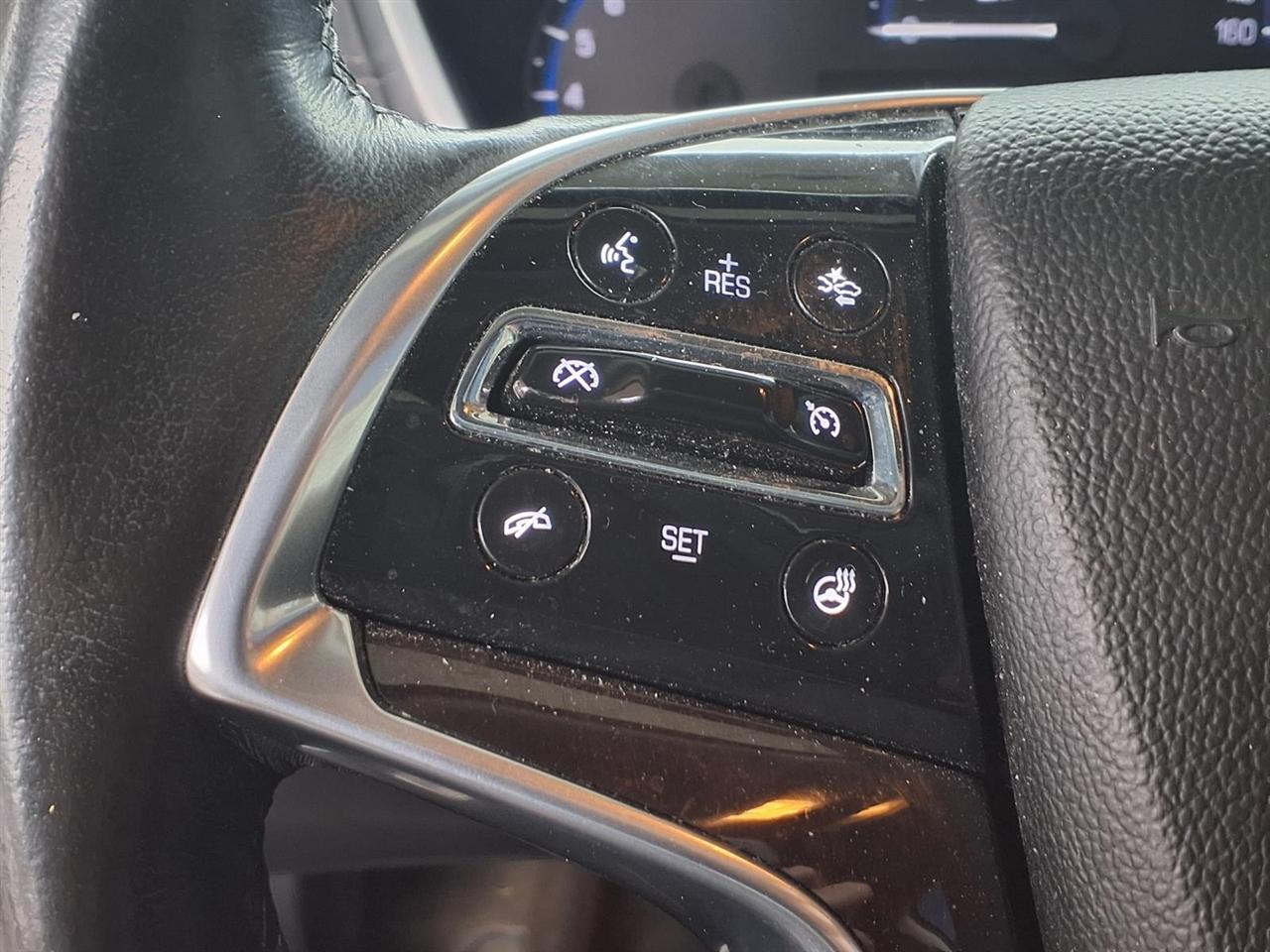 Cadillac SRX  2015