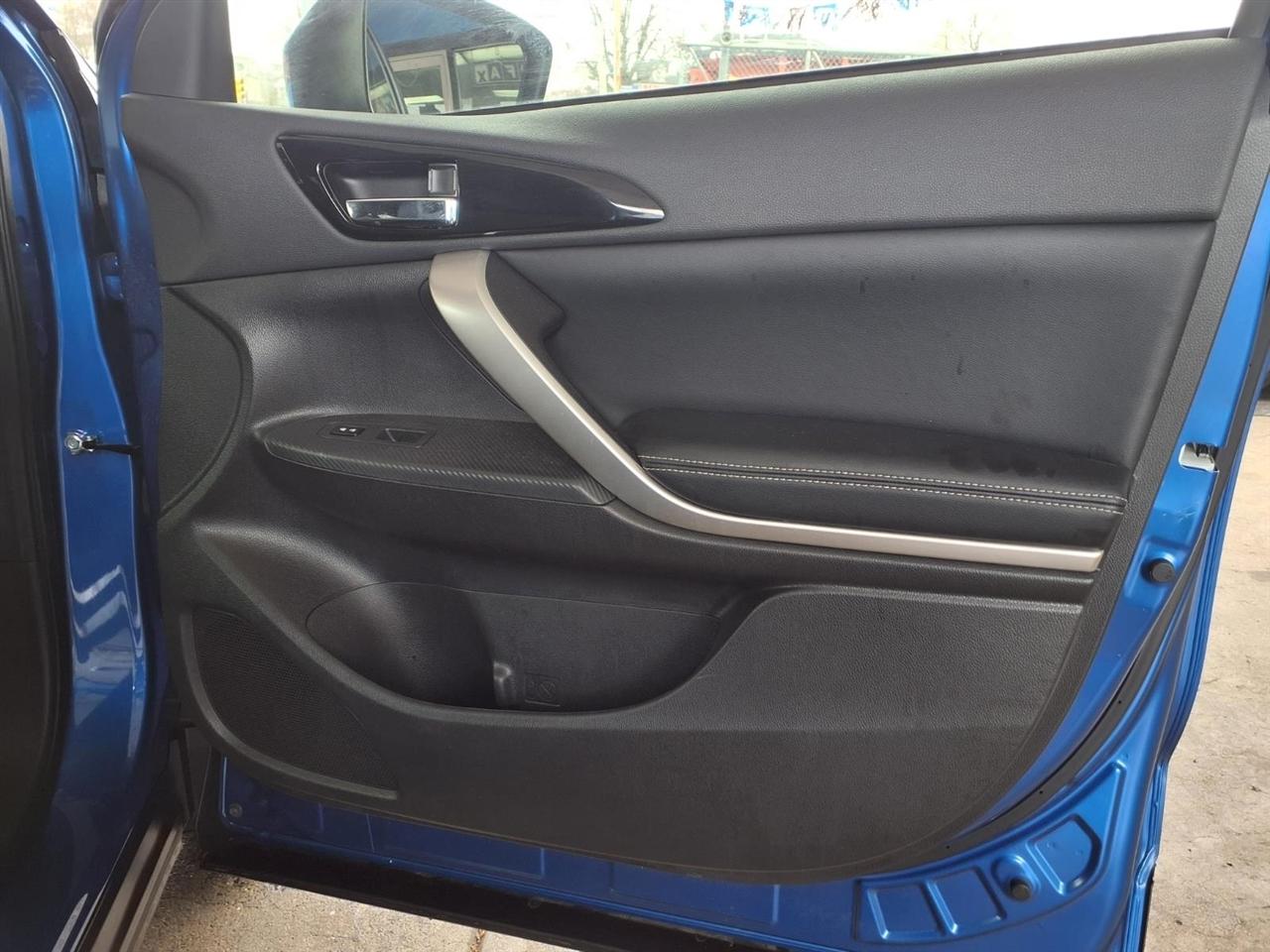 Mitsubishi Eclipse Cross  2025