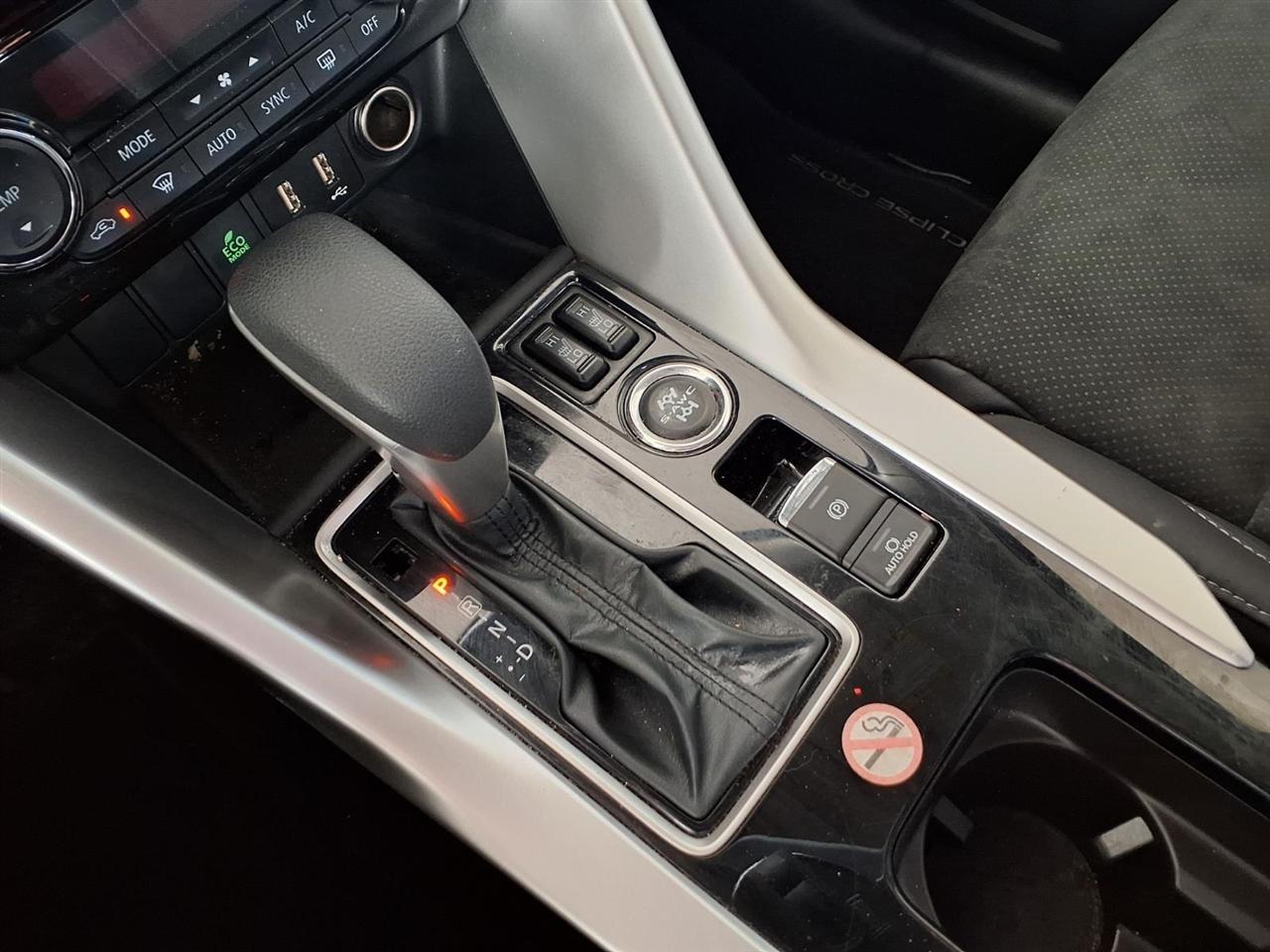 Mitsubishi Eclipse Cross  2025